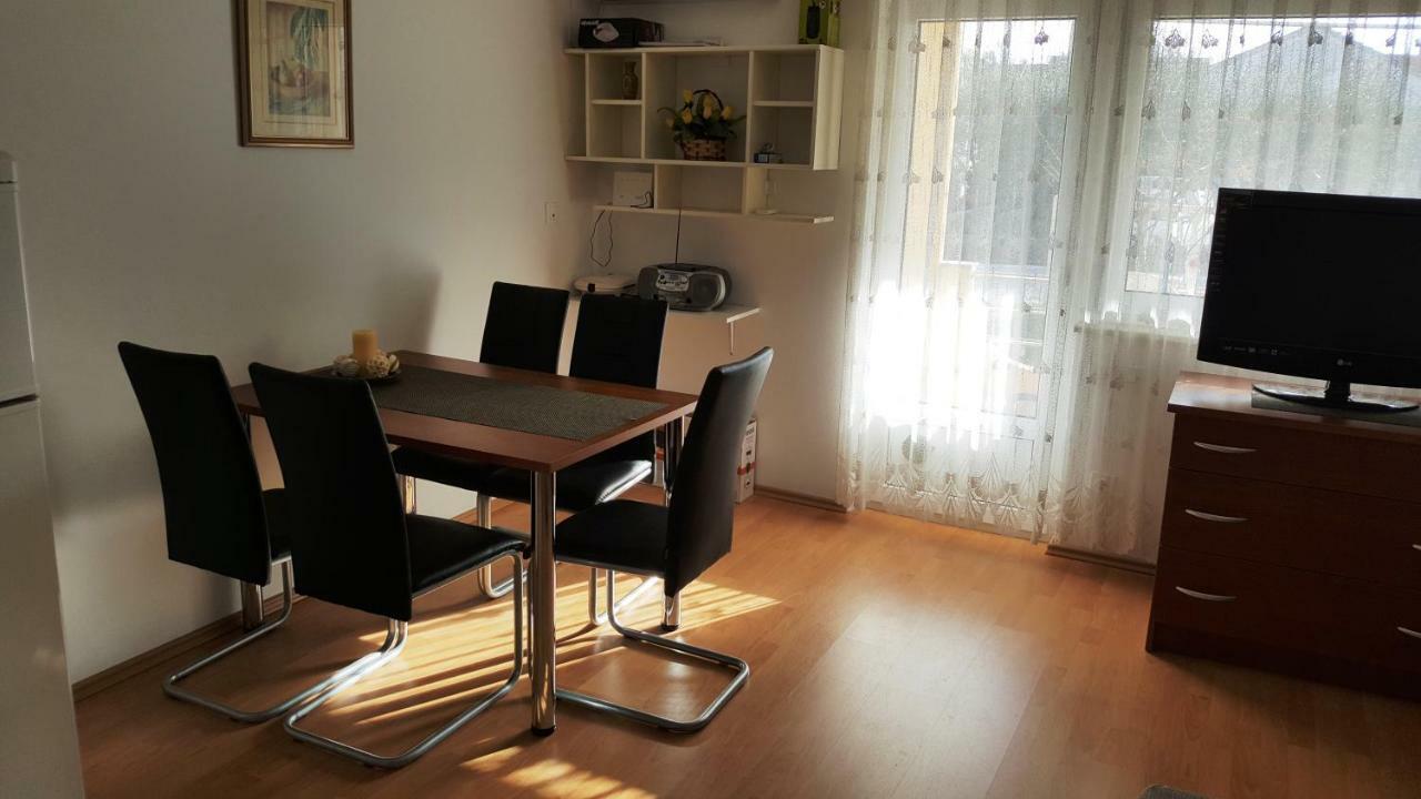 Marina Leilighet Biograd Na Moru Eksteriør bilde