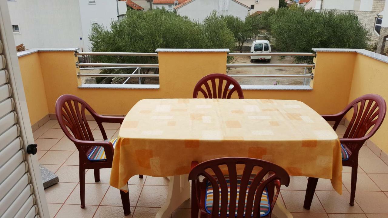 Marina Leilighet Biograd Na Moru Eksteriør bilde